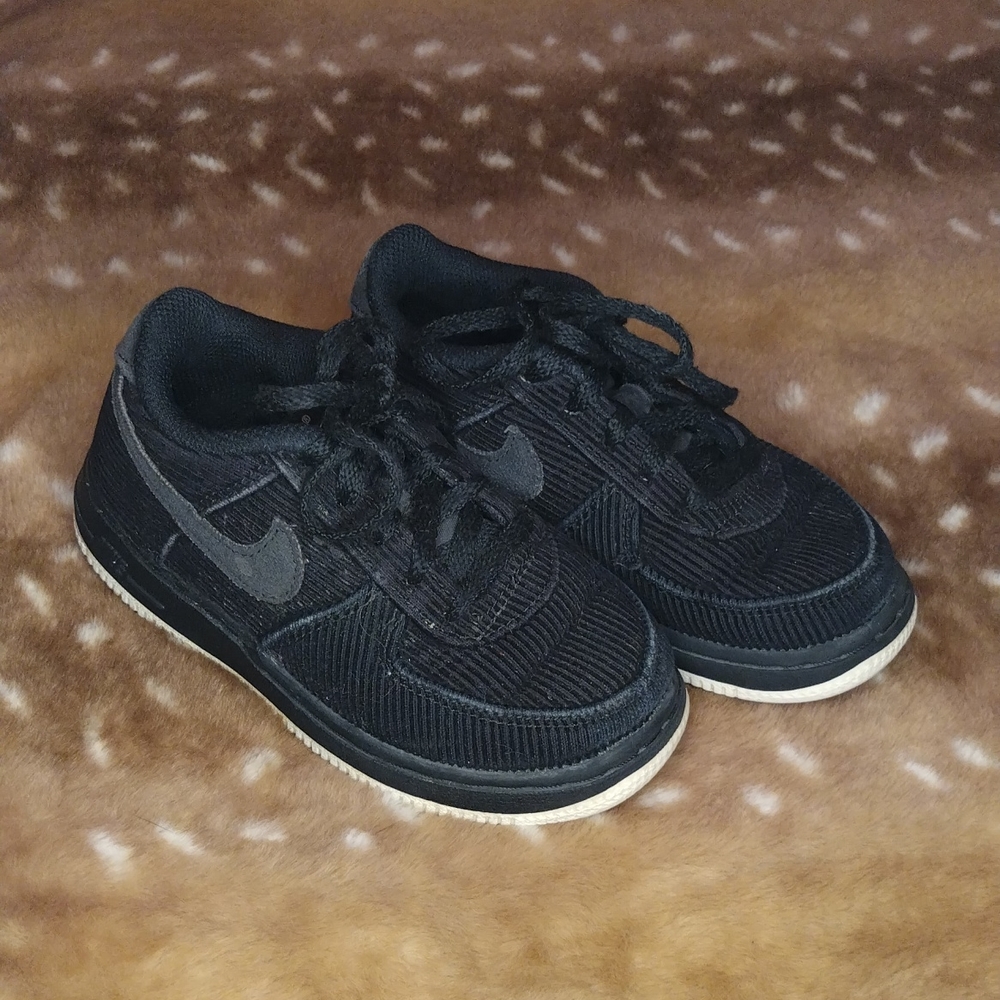 Nike Air Force 1 Corduroy Shoes